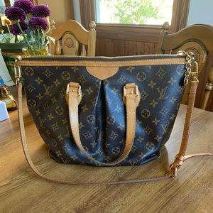 ❌SOLD❌Authentic Louis Vuitton Palermo PM